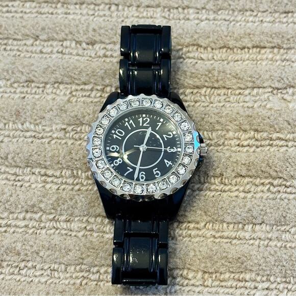 Black Stainless Steel Bling watch Needs Battery NWOT - Picture 11 of 11